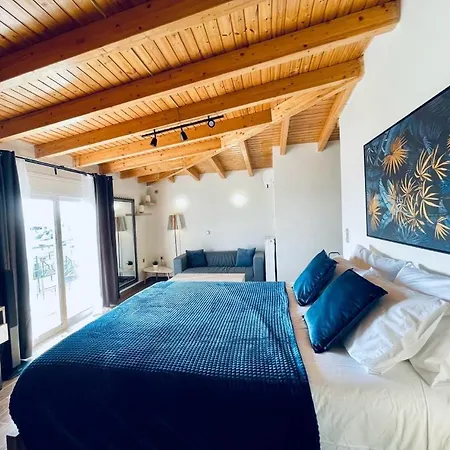 Deluxe With Sea View *